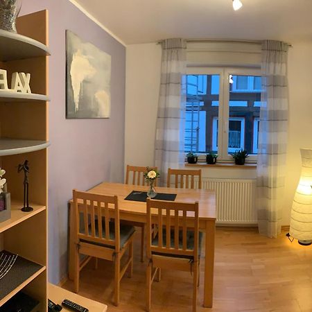 Ferienwohnung Janus Altstadt-Hameln Haus 2 Inklusive Parkplatz - Mit Und Ohne Terrasse Oder Loggia 哈默尔恩 外观 照片