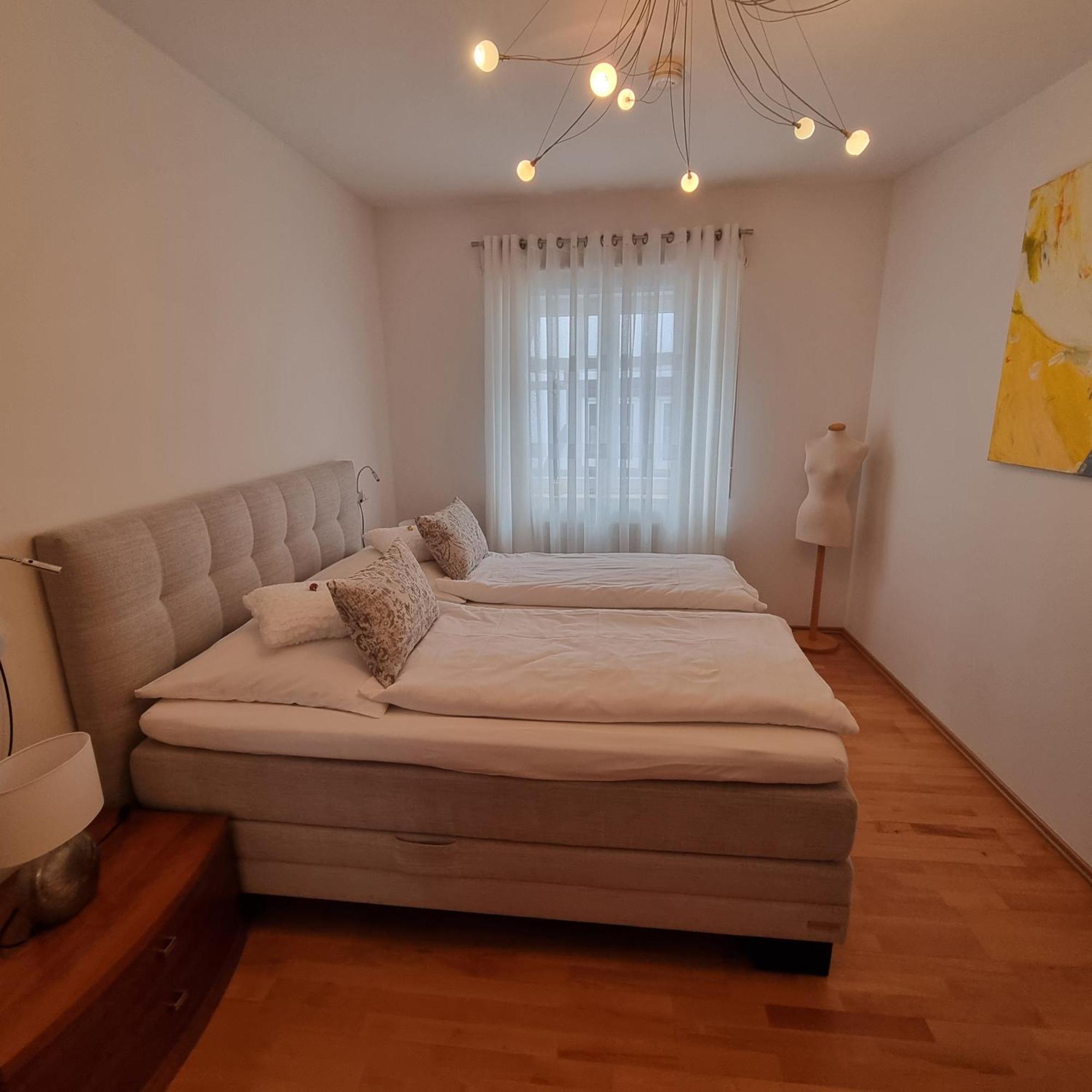 Ferienwohnung Janus Altstadt-Hameln Haus 2 Inklusive Parkplatz - Mit Und Ohne Terrasse Oder Loggia 哈默尔恩 外观 照片
