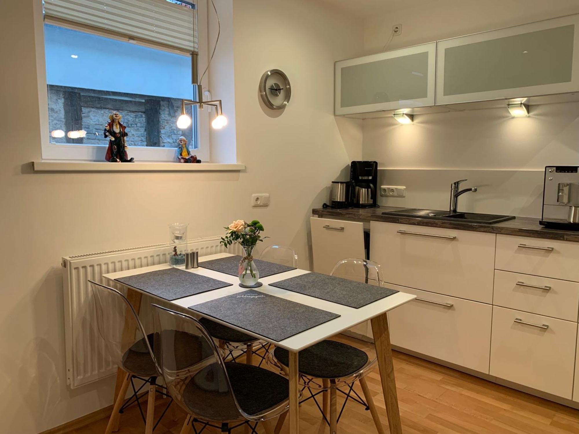 Ferienwohnung Janus Altstadt-Hameln Haus 2 Inklusive Parkplatz - Mit Und Ohne Terrasse Oder Loggia 哈默尔恩 外观 照片